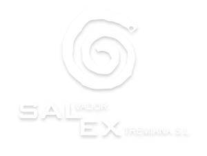 Logotipo Salvador Extremiana en Blanco